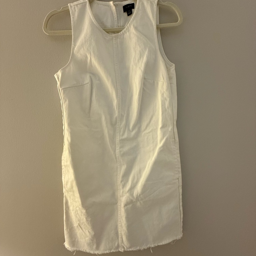 Elegant White Sleeveless Denim Dress